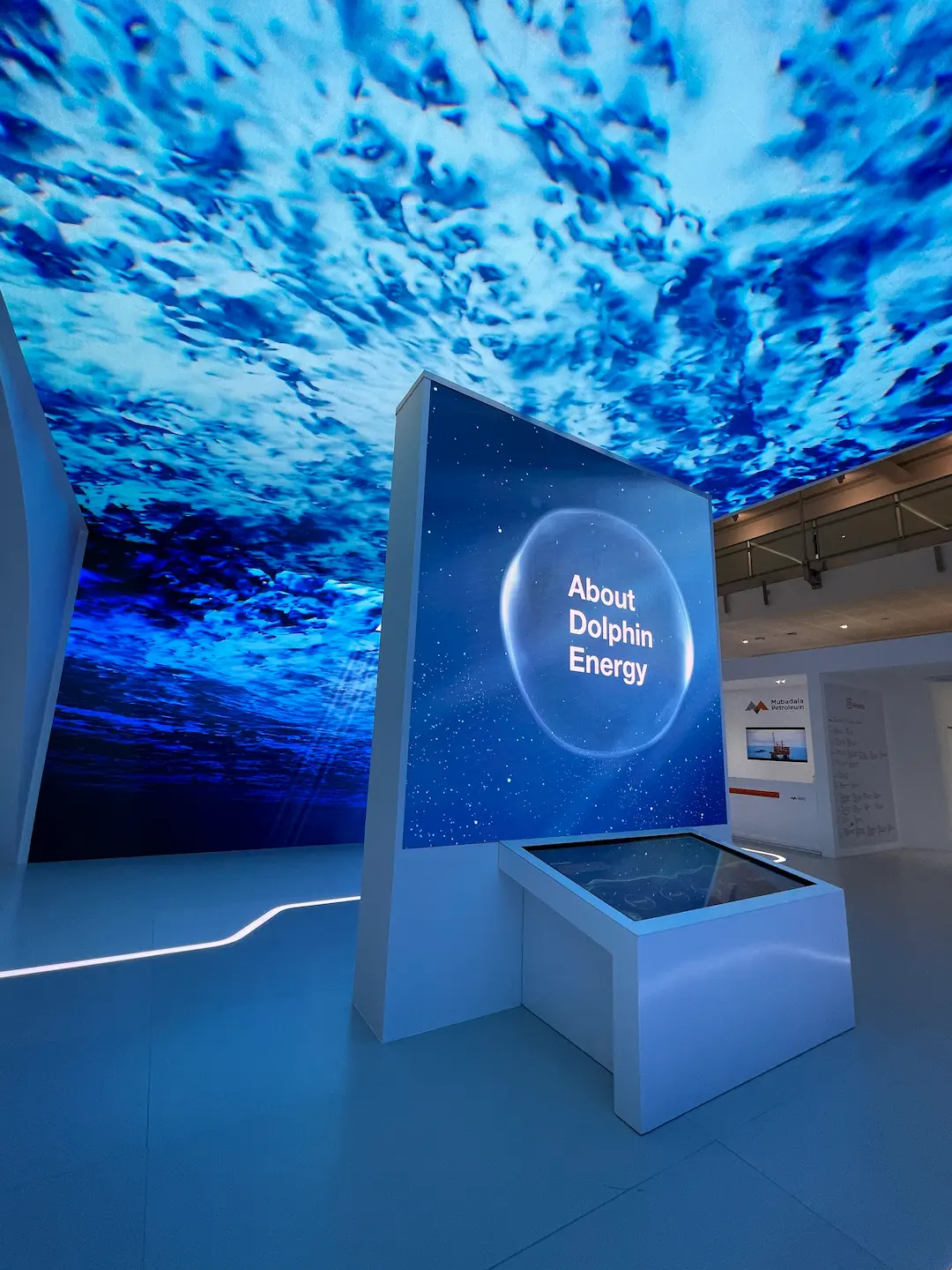 Mubadala 4, portrait